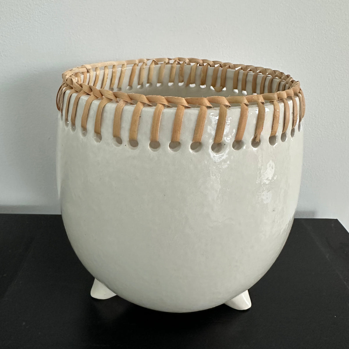 Almeria Pot - White Footed Ceramic & Rattan Pot